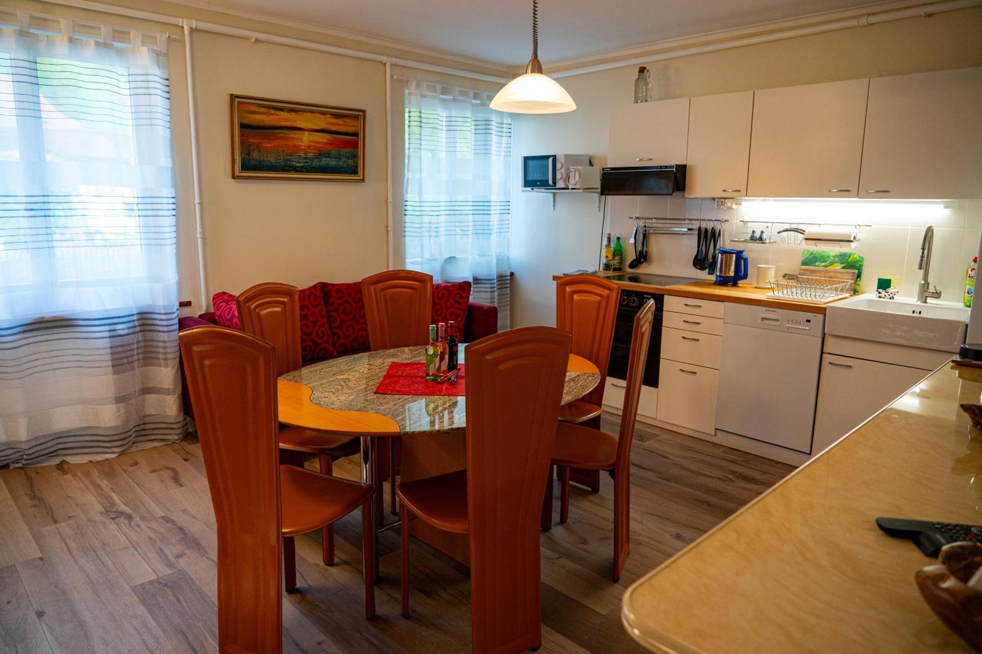 Gemuetliche Wohnung Mit Terasse Und Feuerstelle Lengnau Exteriör bild