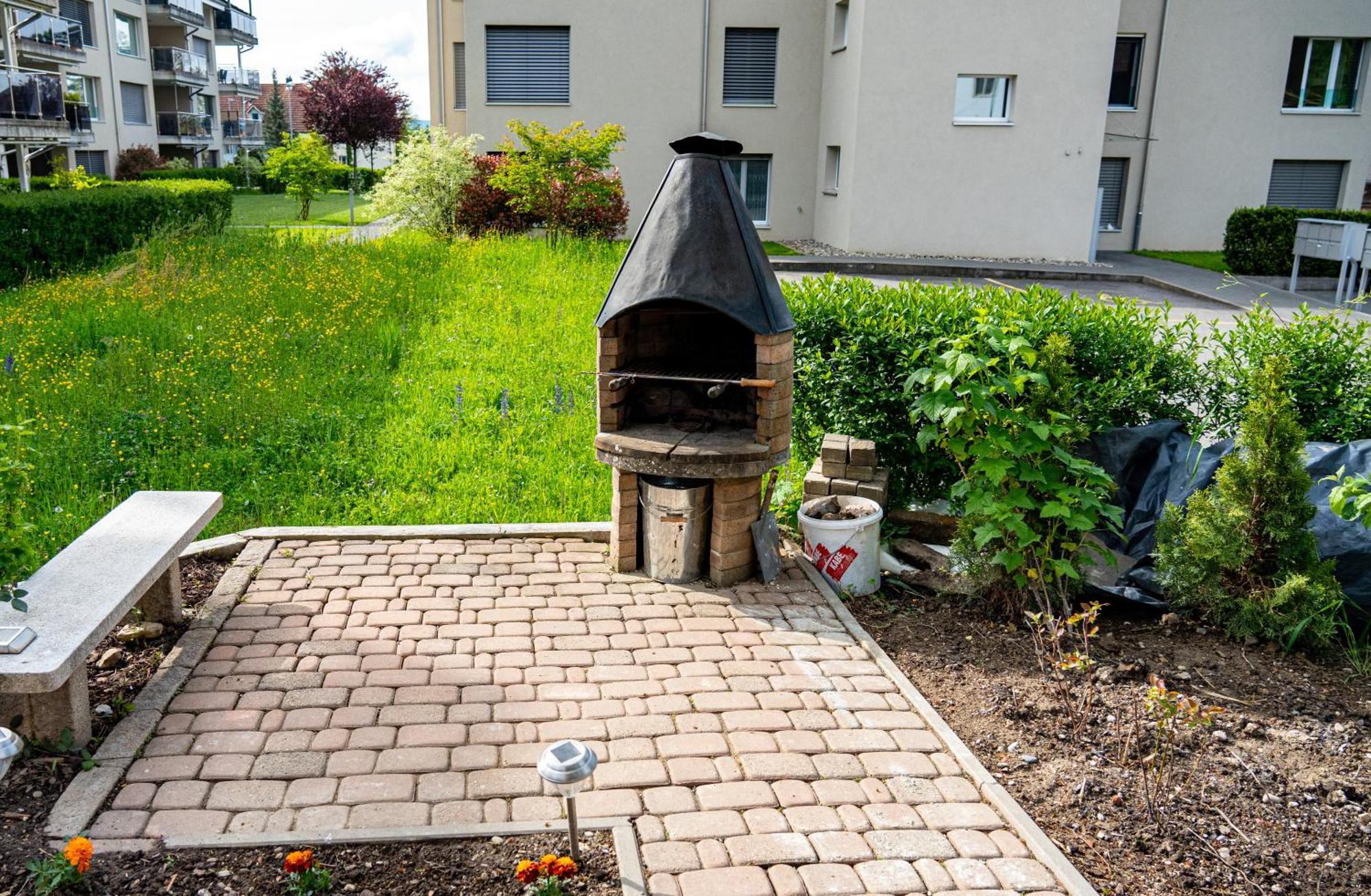 Gemuetliche Wohnung Mit Terasse Und Feuerstelle Lengnau Exteriör bild