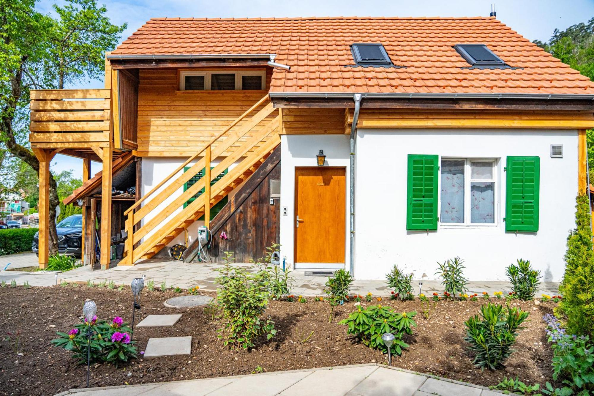 Gemuetliche Wohnung Mit Terasse Und Feuerstelle Lengnau Exteriör bild